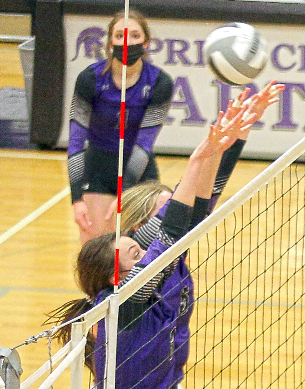 Elko at Spring Creek Volleyball 22.jpg